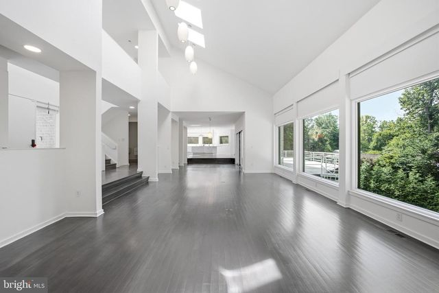 7545 POTOMAC FALL RD, Mclean, VA 22102