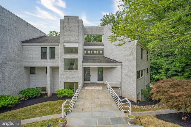 7545 POTOMAC FALL RD, Mclean, VA 22102