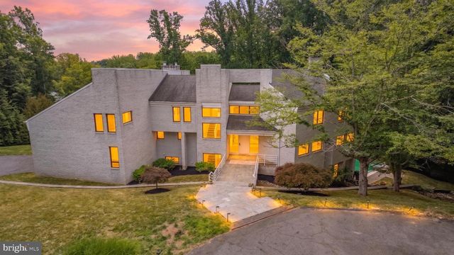 7545 POTOMAC FALL RD, Mclean, VA 22102