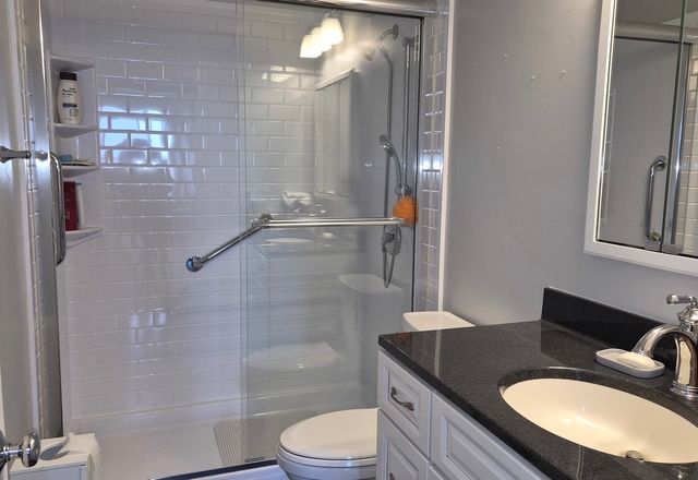 850 Wellington Avenue 403, Elk Grove Village, IL 60007