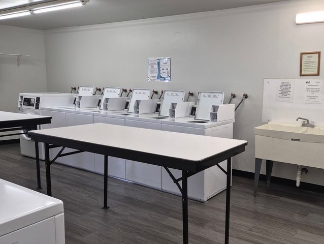 850 Wellington Avenue 403, Elk Grove Village, IL 60007