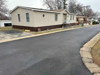 6801 S LaGrange Road 155, Hodgkins, IL 60525