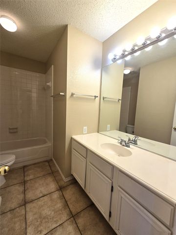 8329 Derby Lane, Fort Worth, TX 76123