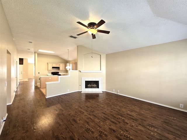 8329 Derby Lane, Fort Worth, TX 76123