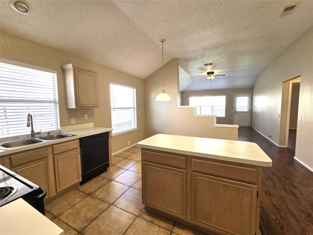 8329 Derby Lane, Fort Worth, TX 76123