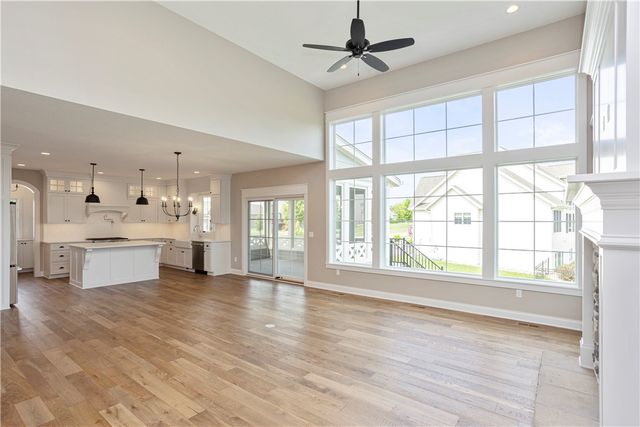 512 SW Camden Drive, Ankeny, IA 50023