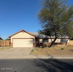 1155 N POPLAR Street, Gilbert, AZ 85233