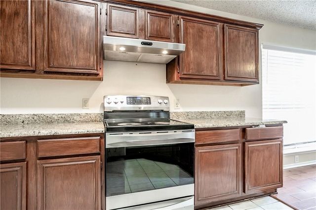 206 Meredith Court, Irving, TX 75063