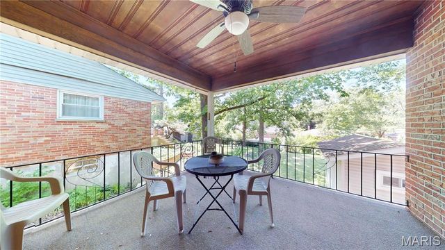 9334 Litzsinger Road, Rock Hill, MO 63144