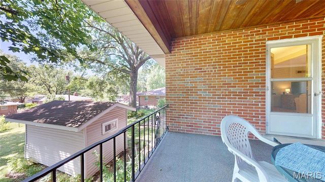 9334 Litzsinger Road, Rock Hill, MO 63144