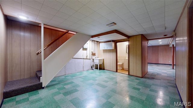 9334 Litzsinger Road, Rock Hill, MO 63144