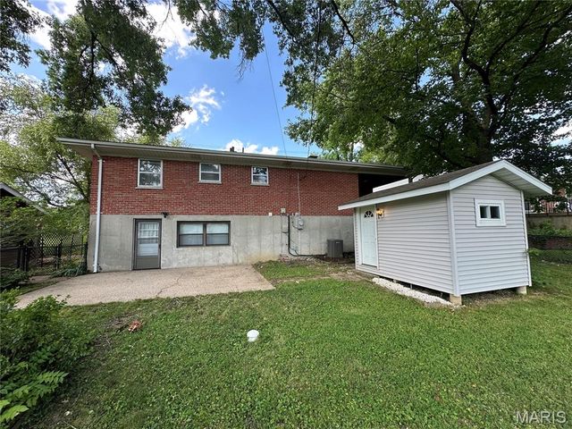 9334 Litzsinger Road, Rock Hill, MO 63144