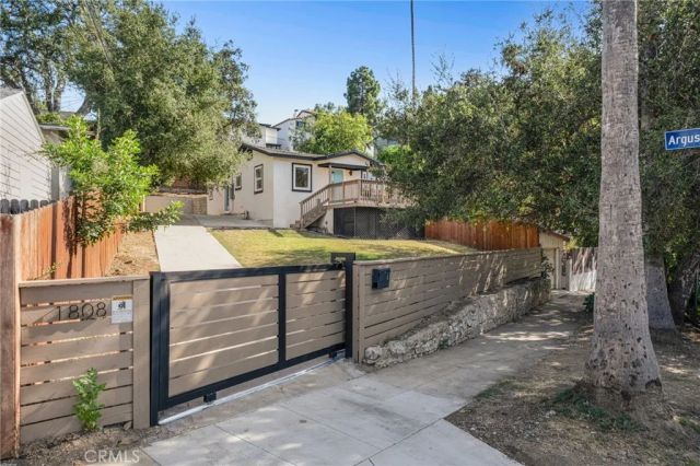 1808 Chickasaw Avenue, Los Angeles, CA 90041