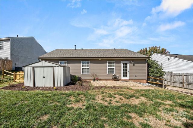 925 Anchor Way NE, Kannapolis, NC 28083