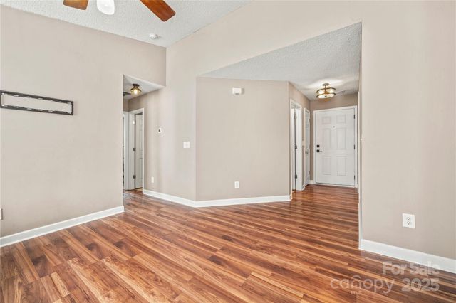 925 Anchor Way NE, Kannapolis, NC 28083