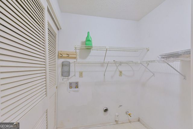 1904 Country Park Drive, Smyrna, GA 30080