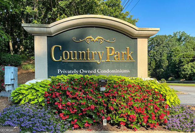 1904 Country Park Drive, Smyrna, GA 30080