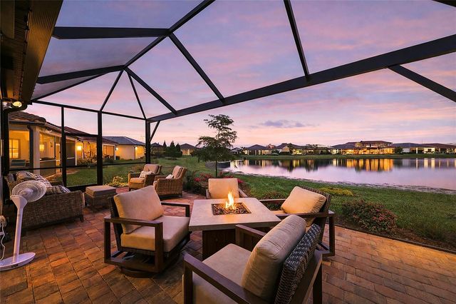 7575 SUMMERLAND COVE, Lakewood Ranch, FL 34202