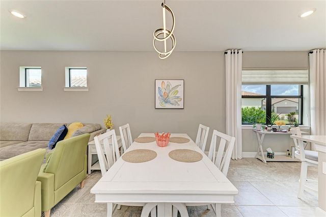 7575 SUMMERLAND COVE, Lakewood Ranch, FL 34202