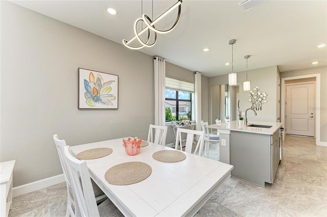 7575 SUMMERLAND COVE, Lakewood Ranch, FL 34202