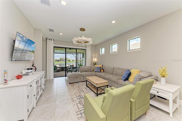 7575 SUMMERLAND COVE, Lakewood Ranch, FL 34202