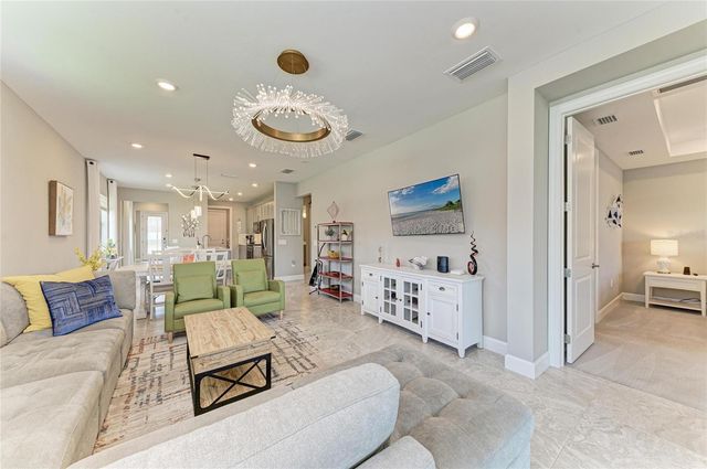 7575 SUMMERLAND COVE, Lakewood Ranch, FL 34202