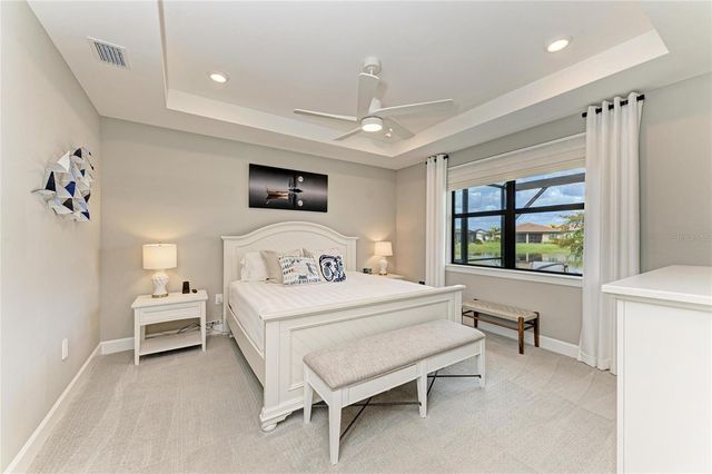 7575 SUMMERLAND COVE, Lakewood Ranch, FL 34202