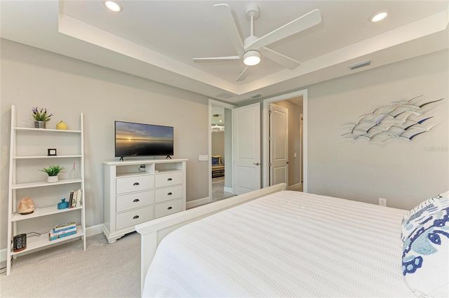 7575 SUMMERLAND COVE, Lakewood Ranch, FL 34202