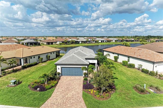 7575 SUMMERLAND COVE, Lakewood Ranch, FL 34202