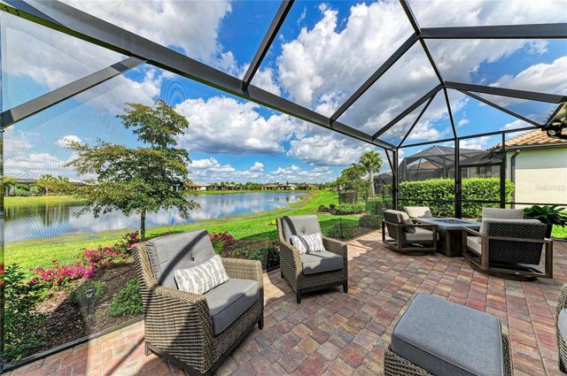 7575 SUMMERLAND COVE, Lakewood Ranch, FL 34202