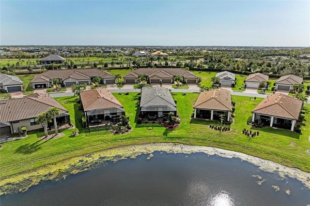 7575 SUMMERLAND COVE, Lakewood Ranch, FL 34202