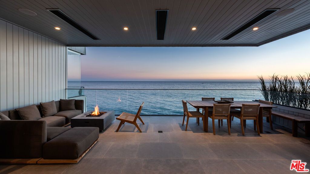 Image 14 of property listing at 22826 Pacific Coast Highway, Malibu, CA 90265