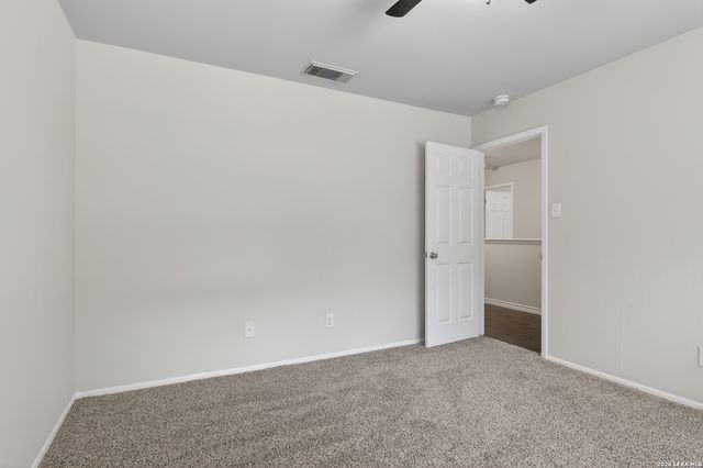 1009 Emmet, Schertz, TX 78154