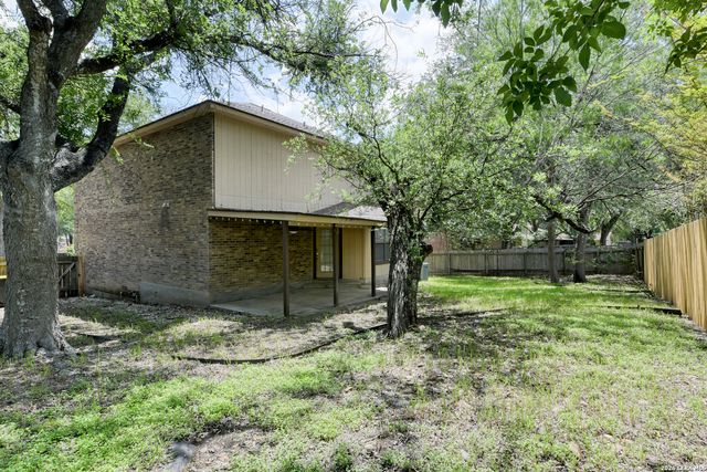 1009 Emmet, Schertz, TX 78154