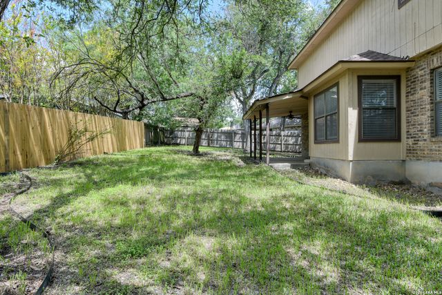 1009 Emmet, Schertz, TX 78154