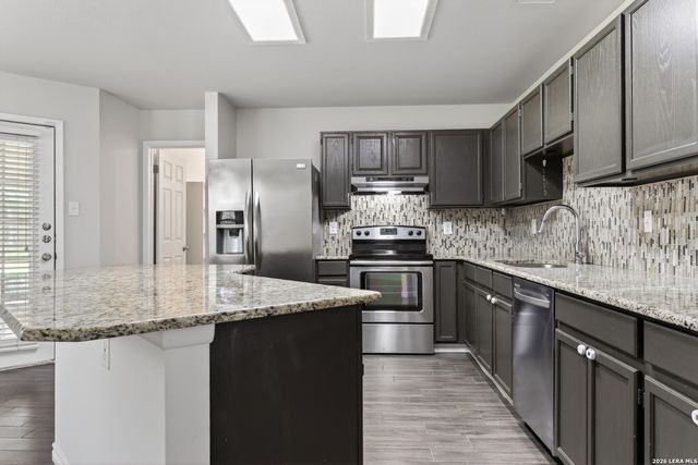 1009 Emmet, Schertz, TX 78154
