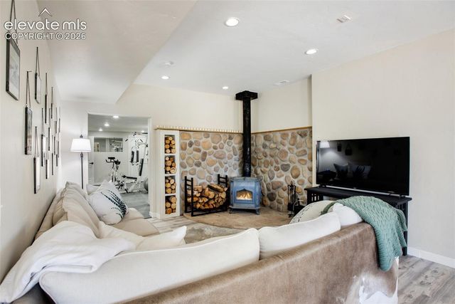 403 Pioneer Creek Drive, Florissant, CO 80816