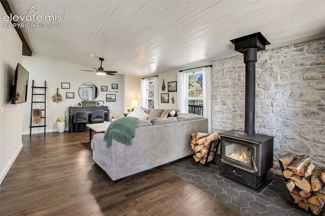 403 Pioneer Creek Drive, Florissant, CO 80816