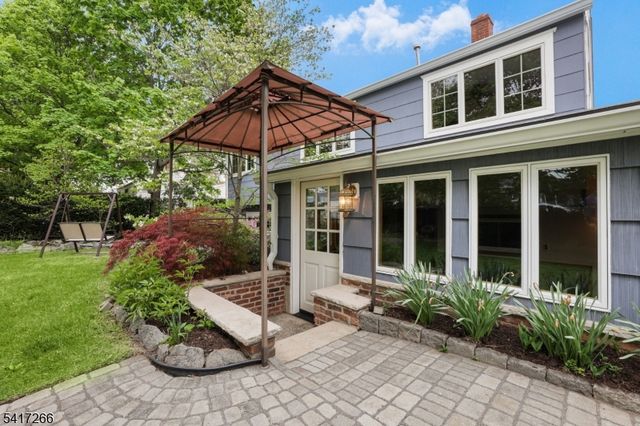 15 Stephen Ave, Lincoln Park Boro, NJ 07035