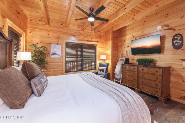 2673 Cedar Falls Way, Sevierville, TN 37862