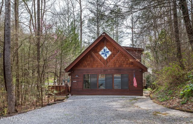 2673 Cedar Falls Way, Sevierville, TN 37862