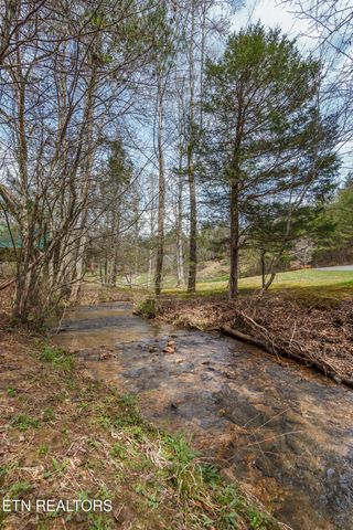 2673 Cedar Falls Way, Sevierville, TN 37862