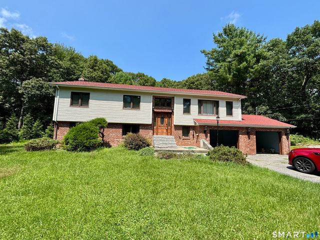 209 Cranberry Pond Road, Norwich, CT 06360