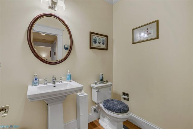 7563 South Shore DR, Gloucester, VA 23061