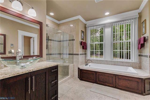 7563 South Shore DR, Gloucester, VA 23061