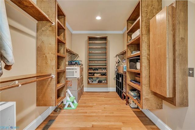 7563 South Shore DR, Gloucester, VA 23061