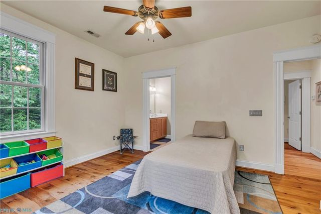 7563 South Shore DR, Gloucester, VA 23061