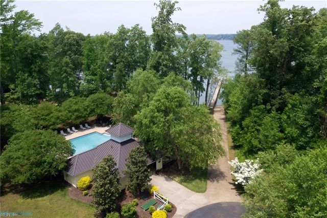 7563 South Shore DR, Gloucester, VA 23061