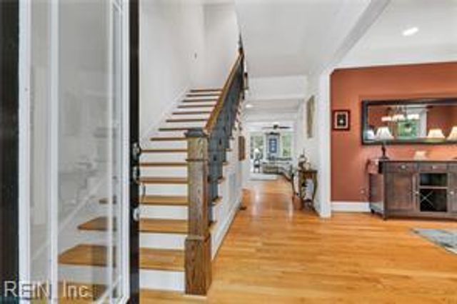 7563 South Shore DR, Gloucester, VA 23061