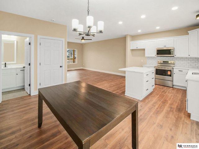 5800 SW Catalina Street, Lincoln, NE 68523